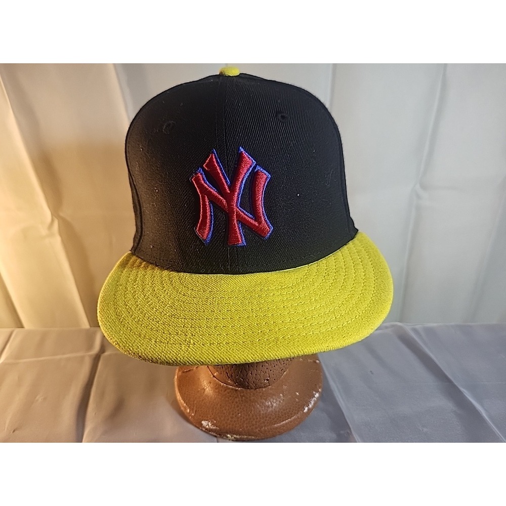 NY Yankees New Era Snapback  Black And Yellow‎